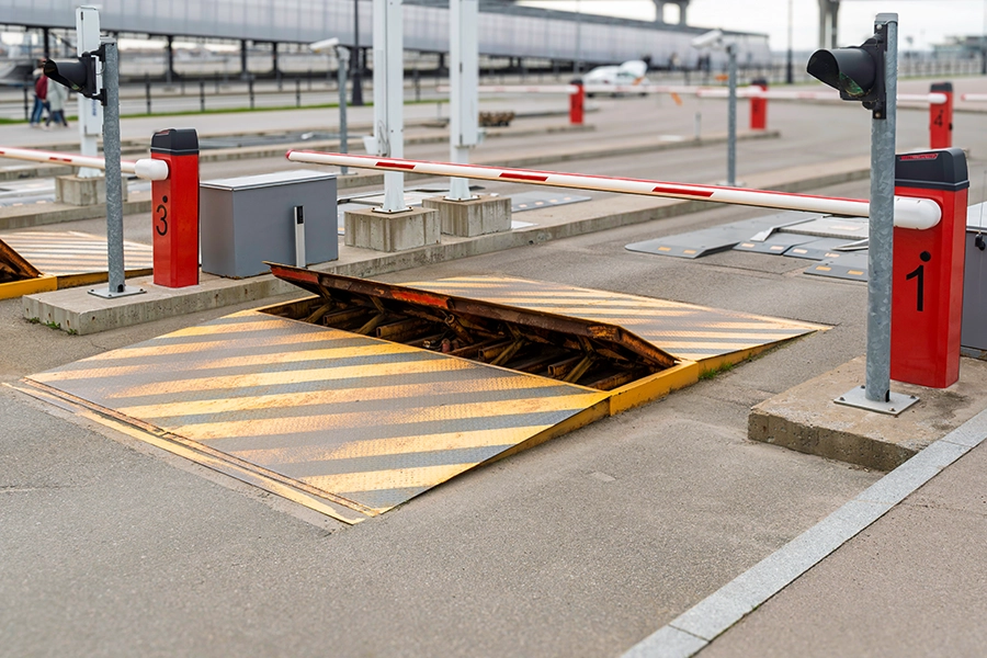 ClearView Shop Barrier Intall